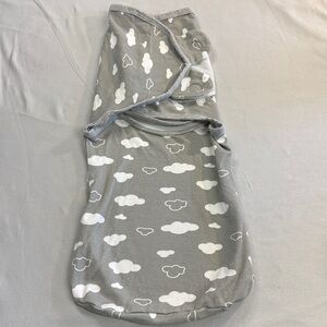 🐥 Leke Baby - Grey Baby Swaddle with Cloud Pattern